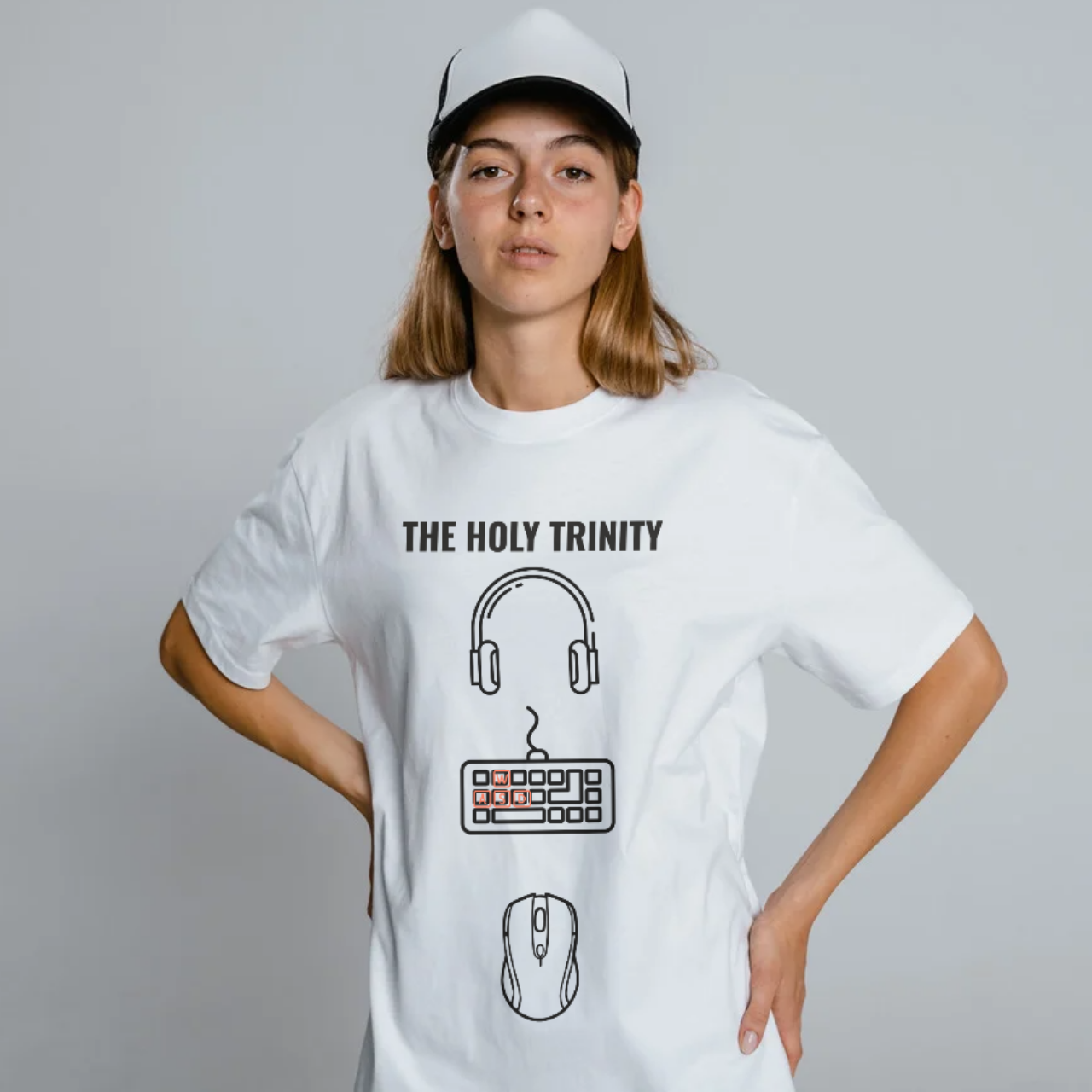 PC Gamer T‑Shirt – The Holy Trinity – Light